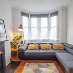 Large House, Garden, 3 Bedrooms * بريستول
