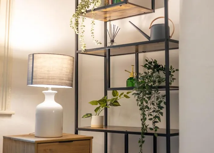 Large House, Garden, 3 Bedrooms Σπίτι διακοπών *