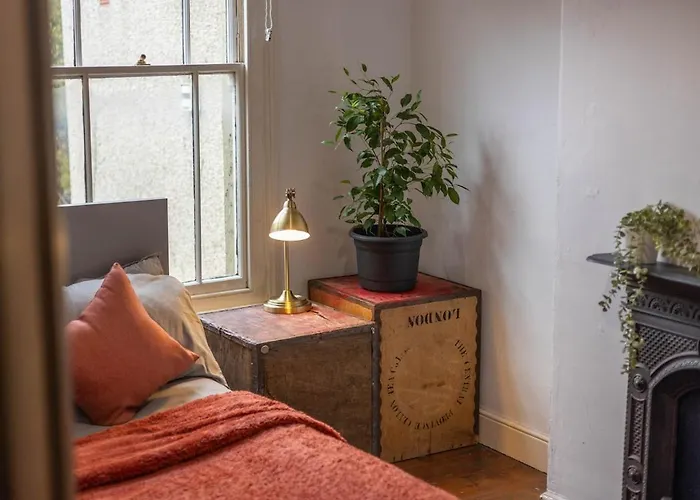 Large House, Garden, 3 Bedrooms