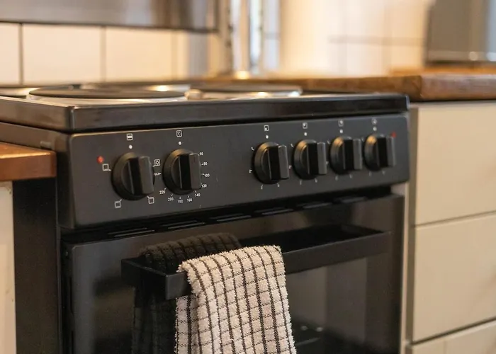 Large House, Garden, 3 Bedrooms Σπίτι διακοπών